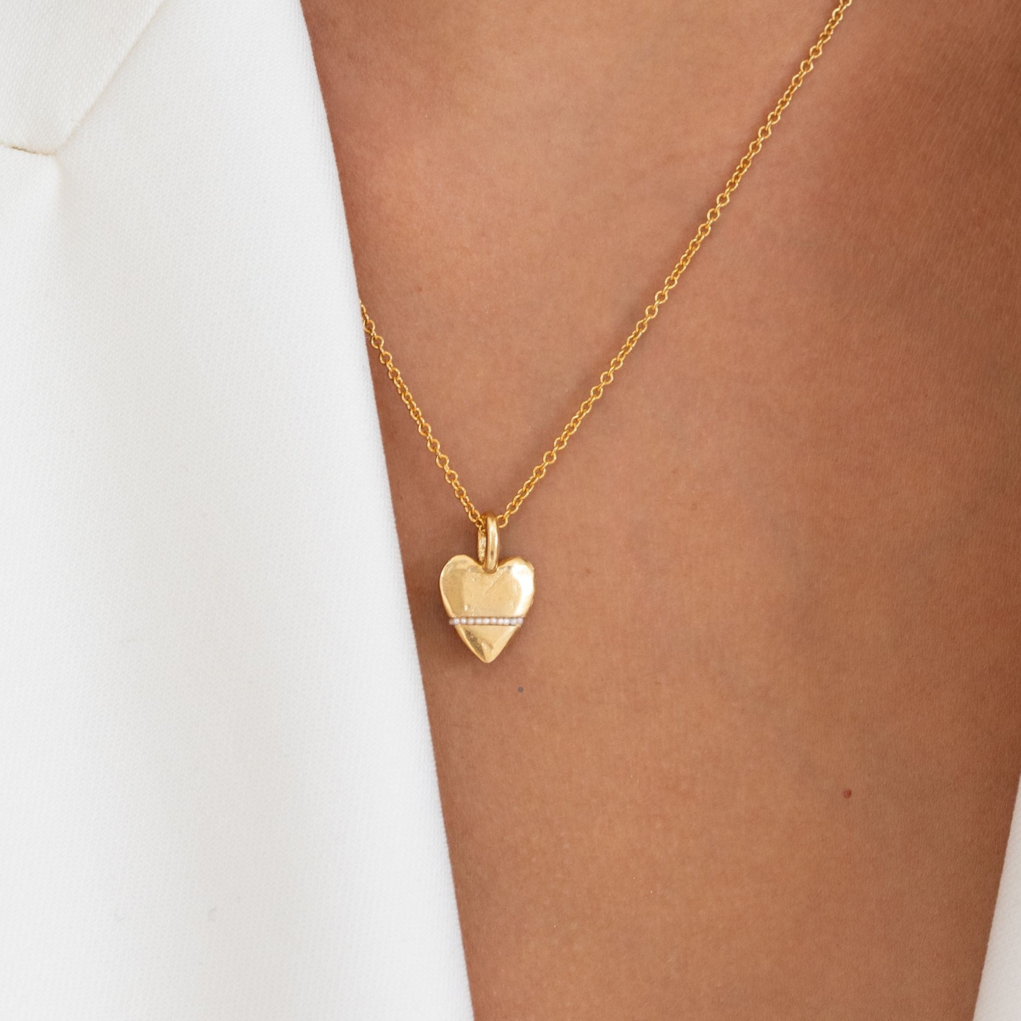 The Pearl Mini Heart-Full Necklace - Thousand Fibres
