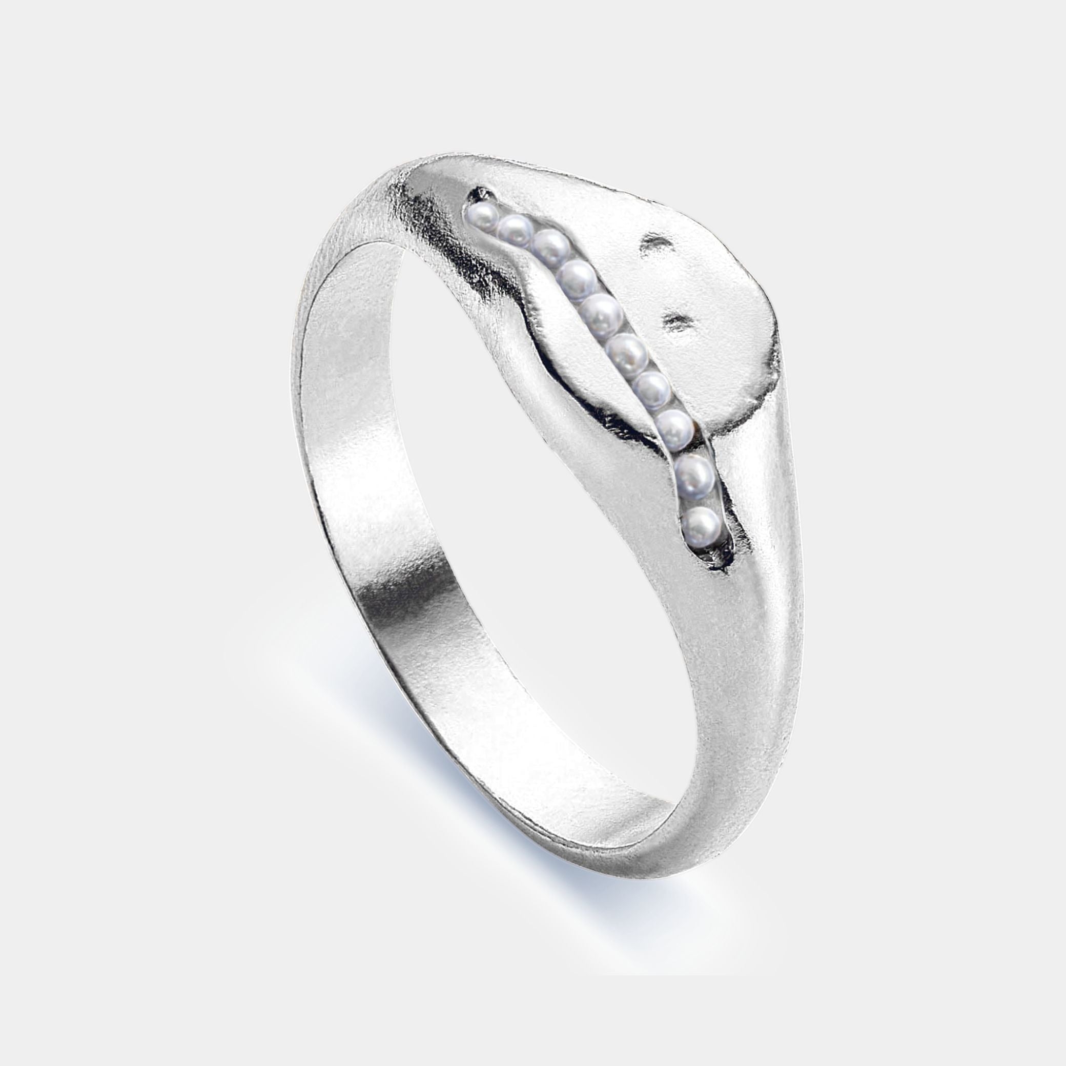 The Pearl Say So Ring - Thousand Fibres