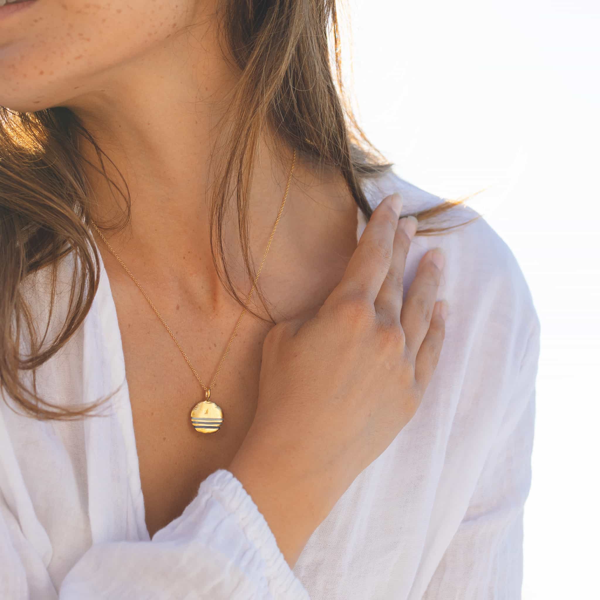 The Full-Circle Necklace - Thousand Fibres