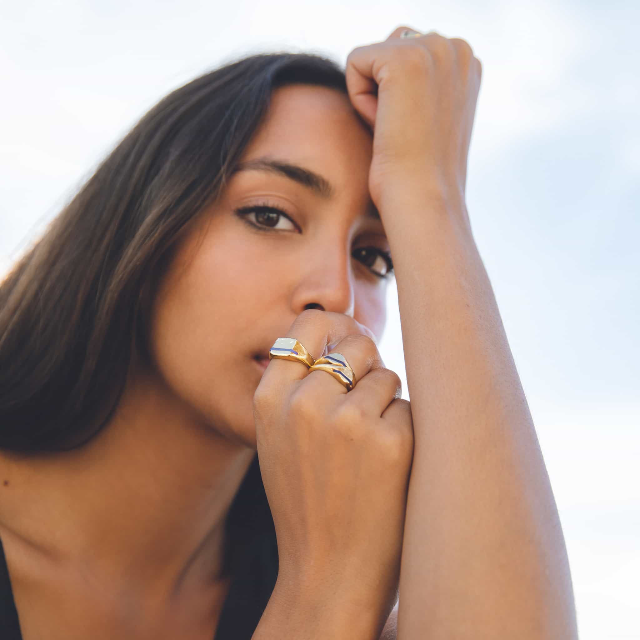 The Give Rise Signet - Thousand Fibres