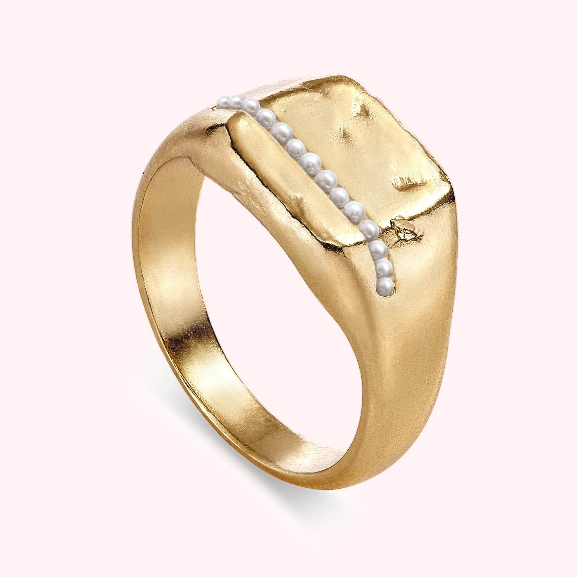 Pearl Give Rise Signet