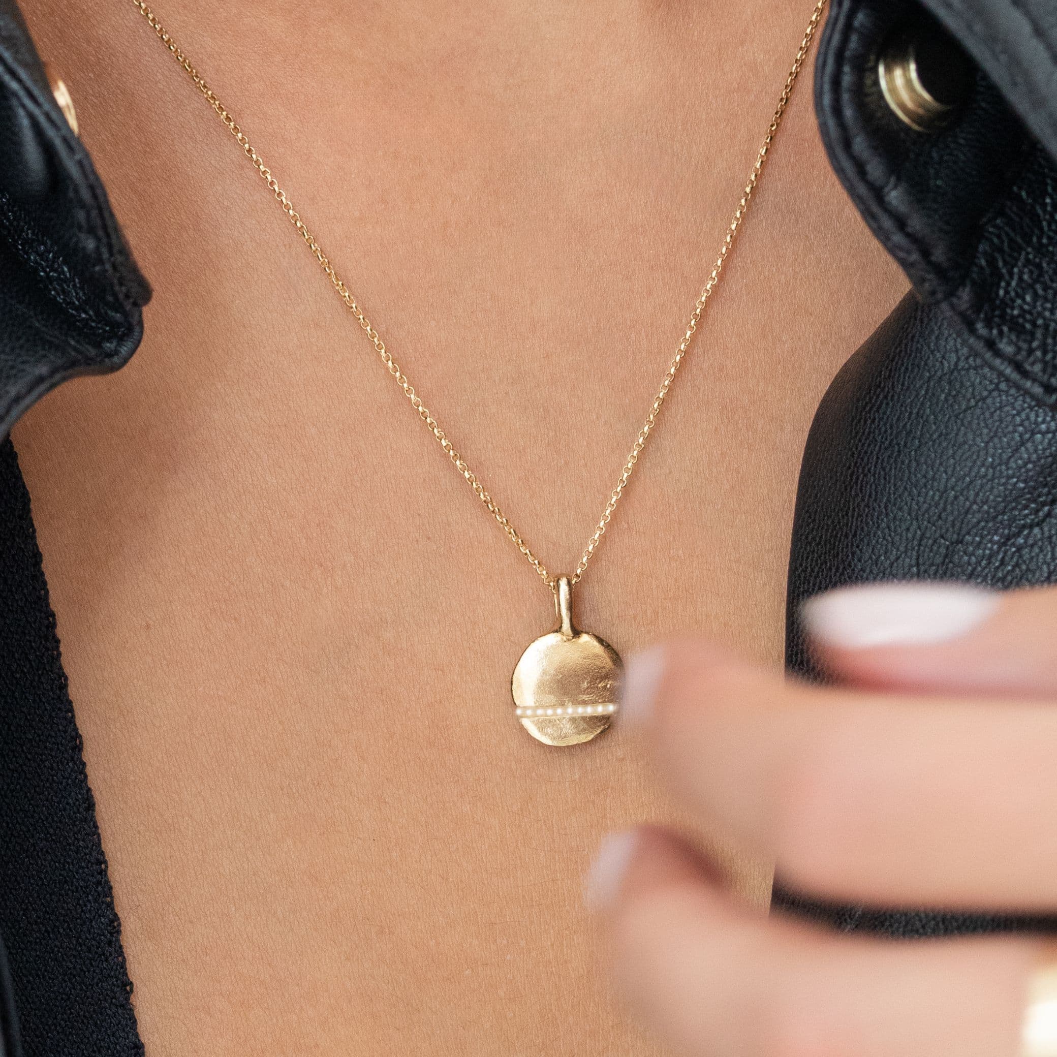 The Pearl Mini Full-Circle Necklace - Thousand Fibres